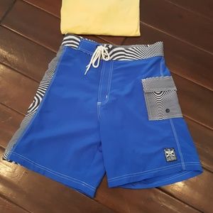 Primitive swim trunks